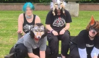 Los jóvenes therians: se creen animales, aúllan en plazas y acumulan denuncias por mordeduras