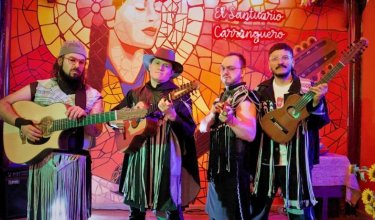 Los Rolling presentan su nueva apuesta musical ‘La Bamba’.