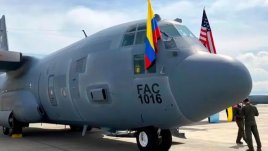 Petro agradeció en 2022 a Gobierno gringo por donación de aviones que hoy llama “chatarra” tras accidente en Putumayo