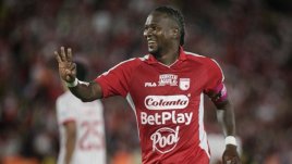 El delantero Hugo Rodallega llegó 302 goles suma en su carrera profesional, con el triplete que le marcó al América de Cali.