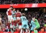 El alemán Kai Havertz (arriba) le dio el triunfo al Arsenal, que a una fecha de terminar la Liga Premier acaricia el título.