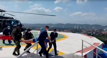 El policía herido fue trasladado vía aérea a una clínica de Cúcuta.