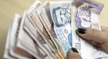 Falsas páginas intentan engañar a la gente ofreciendo la inscripción para recibir el incentivo económico del programa. / Foto: Colprensa 