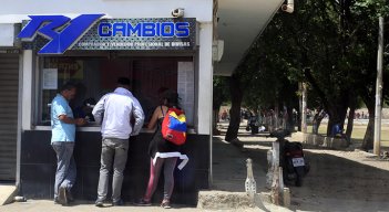 Las casas de cambio de la ciudad necesitan la apertura de los pasos fronterizos porque dependen de los compradores venezolanos.