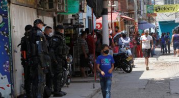 Según la Policía, no hubo heridos durante el intercambio de disparos. / Foto: Alfredo Estévez