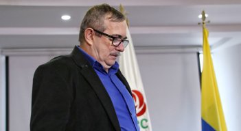 La antigua guerrilla de las Farc invitó a la sociedad colombiana a exigir la implementación del acuerdo de Paz y acompañar el proceso de reinserción. / Foto: Colprensa