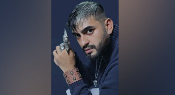 Roomanov le dio vida a la canción durante esta pandemia.