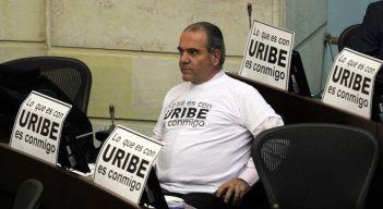 Carlos Felipe Mejía, anunció en la plenaria que presentará su nombre al partido y al electorado del Centro Democrático./FOTO: Colprensa