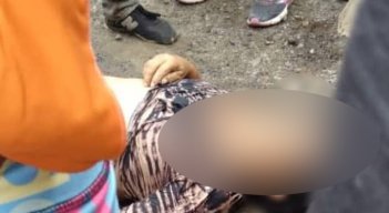 Las autoridades se trasladaron al sitio para practicar el levantamiento del cadáver, identificarlo y buscar a sus familiares. / Foto: Tomada de Twitter