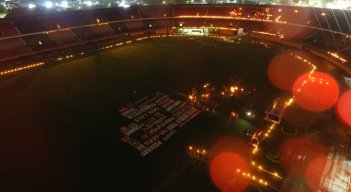 El estadio General Santander se iluminó.