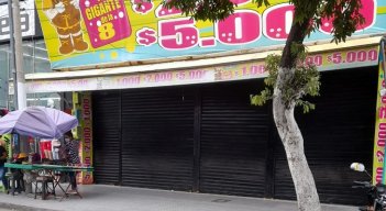 Uno de los locales comerciales está ubicado en la calle 8 con avenida 4.