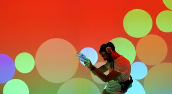 El festival congrega a miles de turistas. /Foto: AFP