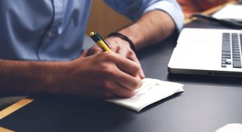 Cerca del 54% de los trabajadores siente algún grado de estrés por su situación financiera. / Foto: Cortesía