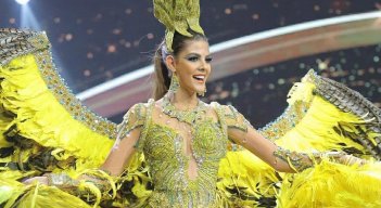 Natalia Manrique no cumplió su sueño en Tailandia, pero dejó en alto el  nombre de Colombia. El traje típico fue confeccionado por Diana Rolando.  / Foto: Instagram