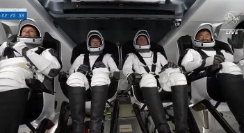 Esta es la tripulación a bordo de la aeronave. / Foto: AFP