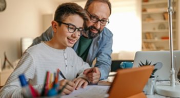 El curso permite el uso de recursos como: videos, tutoriales, retos, quices e historietas, entre otras herramientas lúdicas de aprendizaje.  / Foto: Cortesía