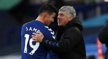 James Rodríguez y el técnico Carlo Ancelotti su protector en Europa.