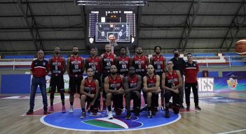 El quinteto Motilones del Norte en su debut en la Liga Profesional