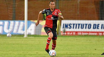 Braynner García, campeón de ascenso con el Cúcuta Deportivo en 2005 y 2018; campeón de primera división en 2006 y participe de las Libertadores 2007 y 2008.