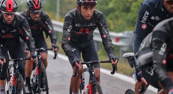 Egan Bernal se destacó en la cuarta etapa del Giro de Italia 2021. 