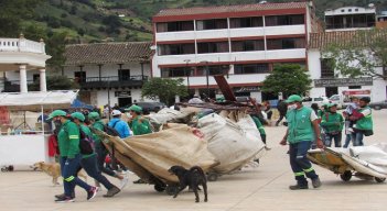Recuperaron 300 kilos entre cartón, papel, latas y elementos plásticos. /Foto Roberto Ospino