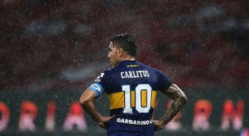 Carlos Tevez. 