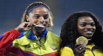 Yulimar Rojas y Caterine Ibargüen en Rio 2016.