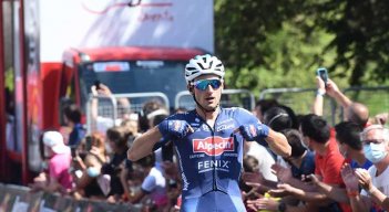 El ciclista belga Edward Planckaert del equipo Alpecin-Fénix se adjudicó la primera etapa de la Vuelta a Burgos  2021