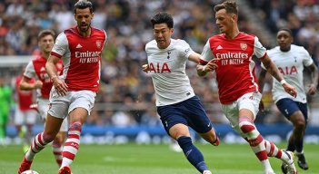 La Liga Premier inglesa pone a rodar la pelota para le temporada 2021-2022.