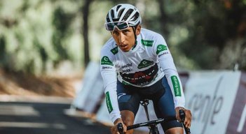 Egan Bernal, es líder de la camiseta de los jóvenes en la Vuelta a España