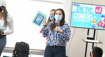 La ministra de las TIC, Karen Abudinen, está en el ojo del huracán por el controvertido contrato./Foto archivo Colprensa