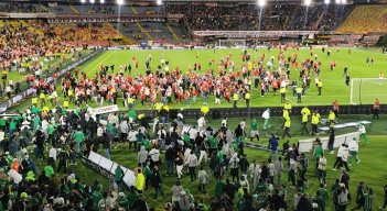 Batalla campal en el partido Nacional vs Santa Fe