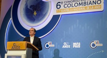 Óscar Iván Zuluaga oficializó su candidatura presidencial