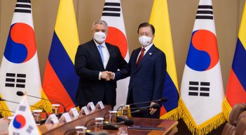 Presidente de Corea del Sur y de Colombia.