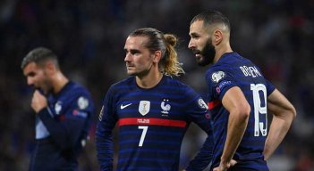 Antoine Griezmanny Karim Benzema, figuras de la selección francesa de fútbol
