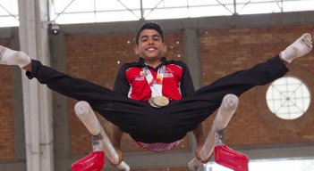 Angel Barajas, gimnasta cucuteño, apoyado por Mindeporte