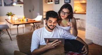 Las ventas en línea se mantienen vigentes, si va a utilizar estos canales para sus compras, esté alerta frente a los fraudes.