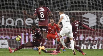 PSG vs Metz