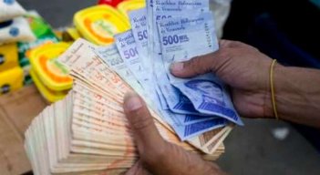 En 2008, cuando estaba en la presidencia Hugo Ch{avez, se produjo la primera devaluación del bolívar./Foto tomada de Internet