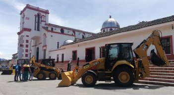 Chitagá estrenó banco de maquinaria./Foto: cortesía