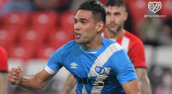 Radamel 'El Tigre' Falcao' el hombre gol del Rayo Vallecano para enfrentar al Barcelona.