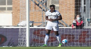 Duván Zapata, delantero del Atalanta.