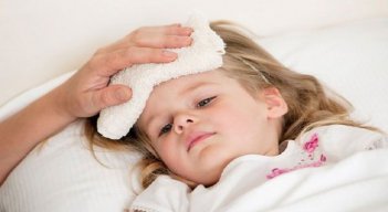 La meningitis bacteriana mata a una de cada diez personas infectadas y puede producir epidemias de rápida propagación. / Cortesía / La Opinión 