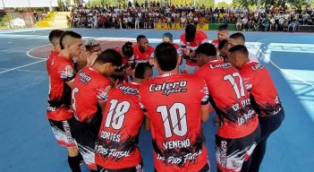 Piratas de Tibú eliminó al vigente campeón, Visionarios de Sincelejo. 