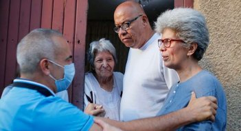 Los candidatos prendieron motores en los barrios./Foto Eilyn Cardozo