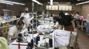 Uniformes UNO lleva más de 30 años en el mercado cucuteño. Foto: @juanpcohen