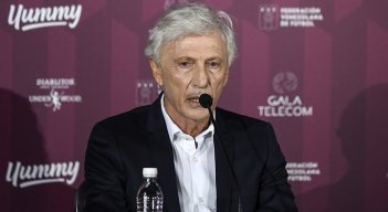 José Nestor Pekerman.