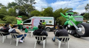 Los controles involucran todas las modalidades de la Policía. Foto: Cortesía/La Opinión.