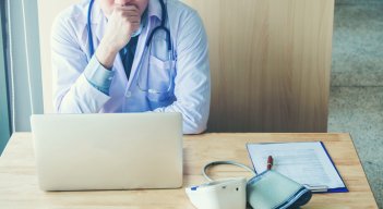 Durante el último año los servicios más demandados por los colombianos mediante las consultas en línea fueron: medicina interna, psicología, nutrición y dietética, dermatología y diagnóstico cardiovascular. / Foto: Cortesía