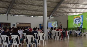 En el auditorio de Comfaoriente en Villa Silvania se lleva a cabo el seminario para entrenadores 